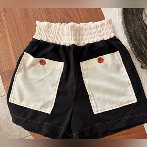 High-Waist Black Shorts with Cream Elastic Waist and Patch Pockets